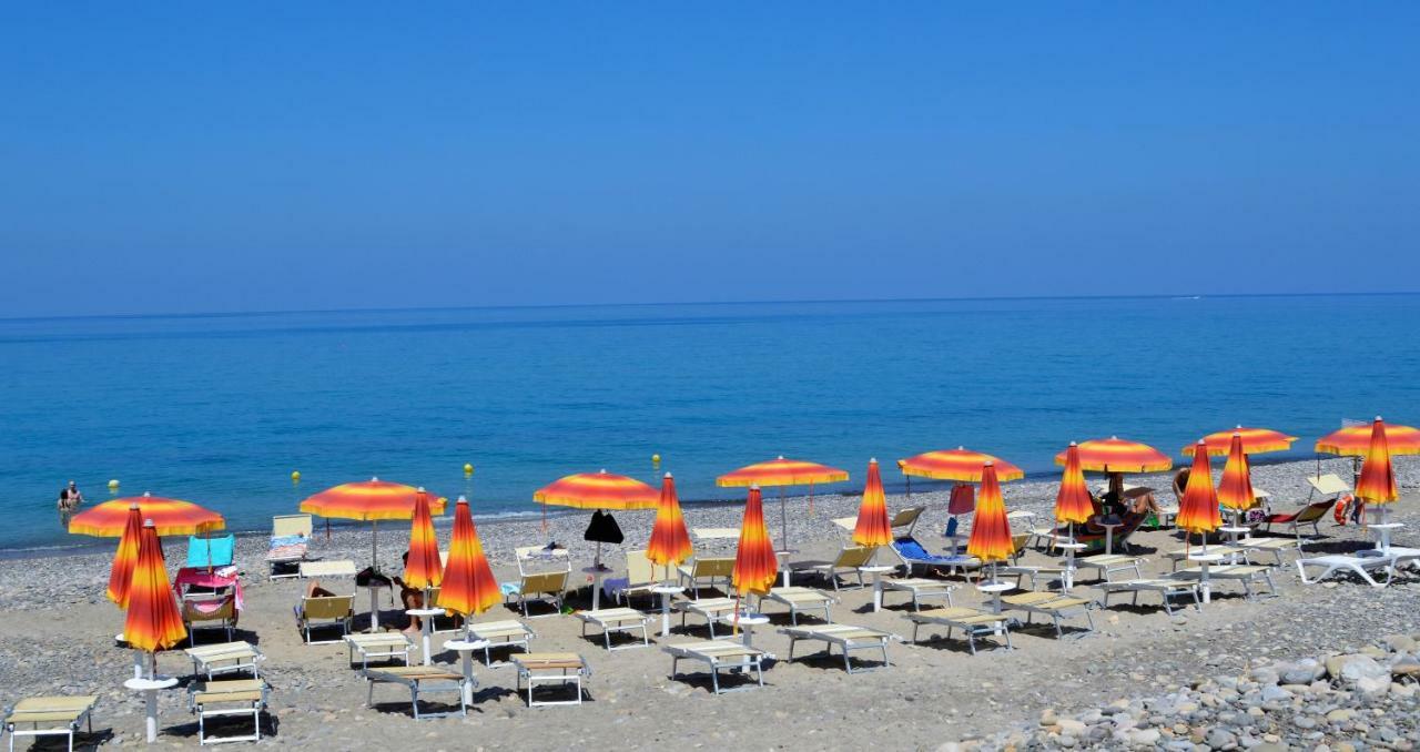 Sweet House Salvina Aparthotel Cefalu Exterior photo